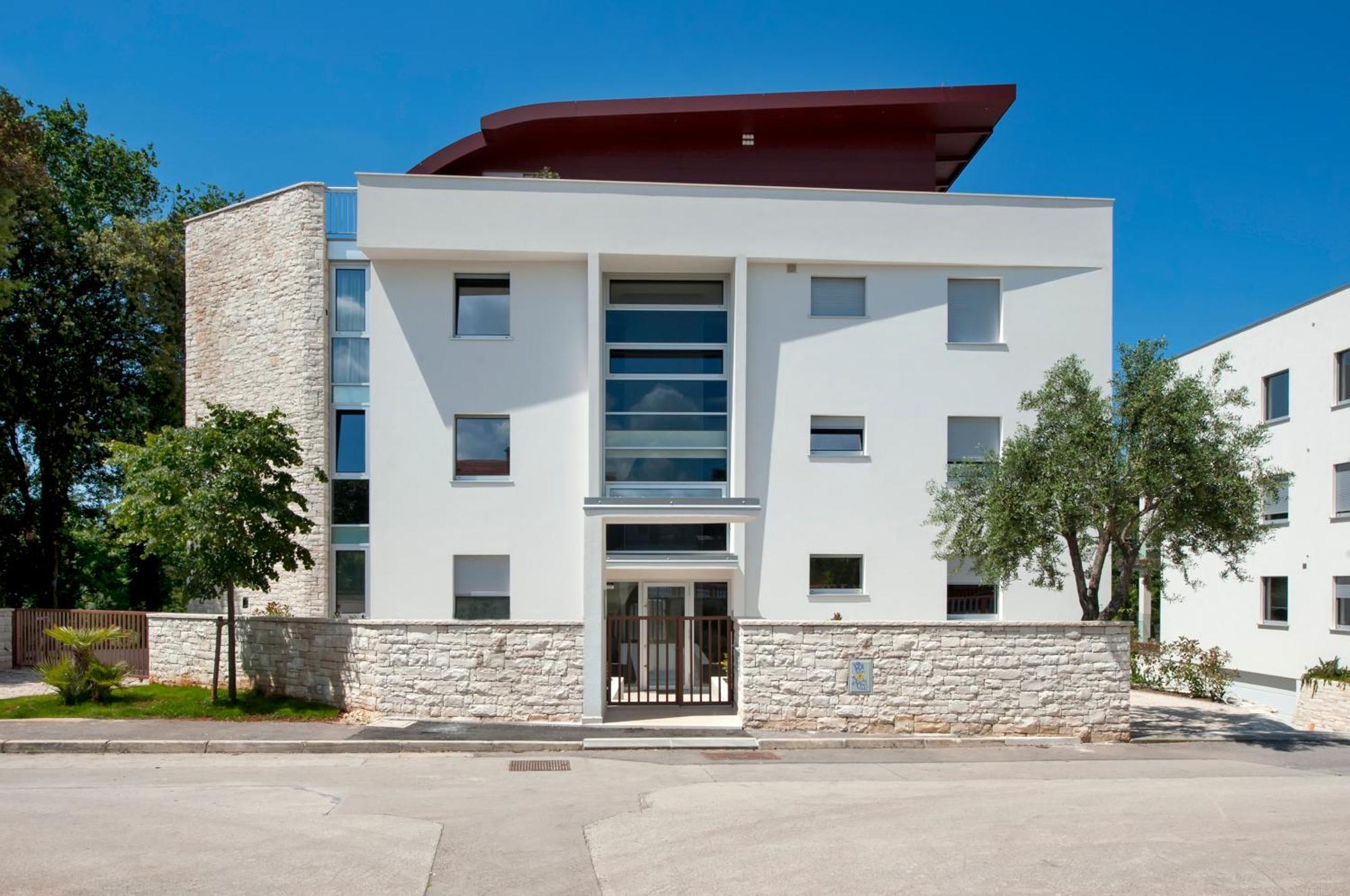 The Q Superior - A Penthouse With Jacuzzi And Sauna Rovinj Buitenkant foto
