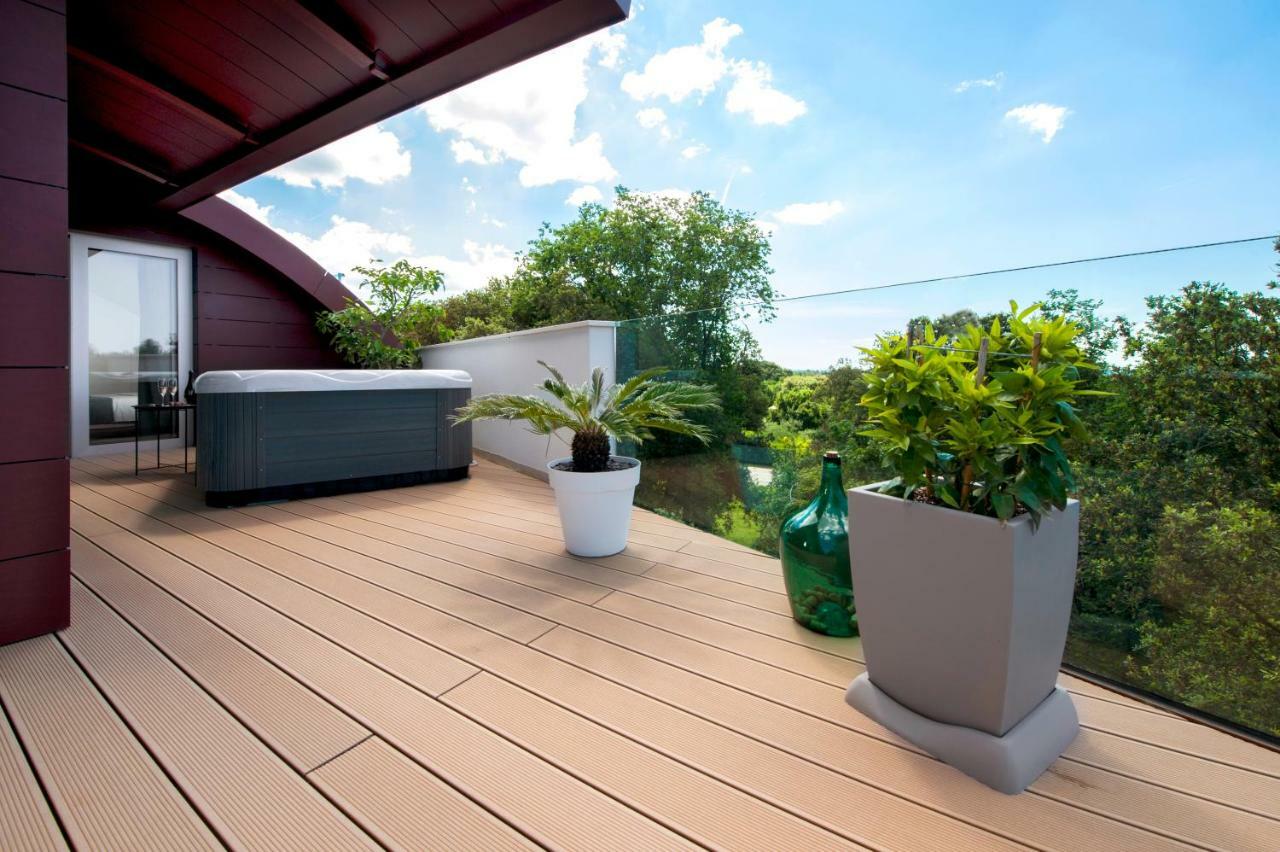 The Q Superior - A Penthouse With Jacuzzi And Sauna Rovinj Buitenkant foto