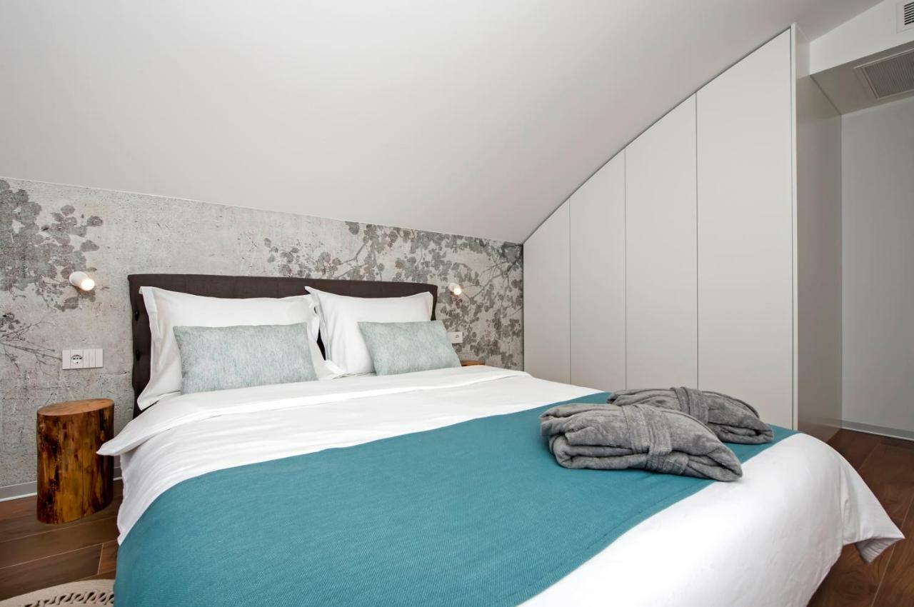 The Q Superior - A Penthouse With Jacuzzi And Sauna Rovinj Buitenkant foto