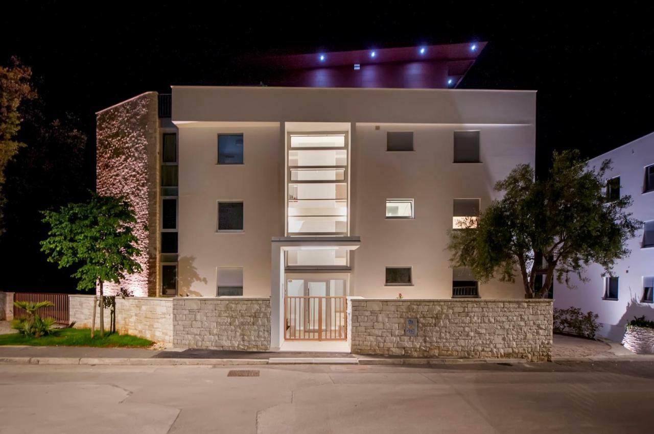 The Q Superior - A Penthouse With Jacuzzi And Sauna Rovinj Buitenkant foto