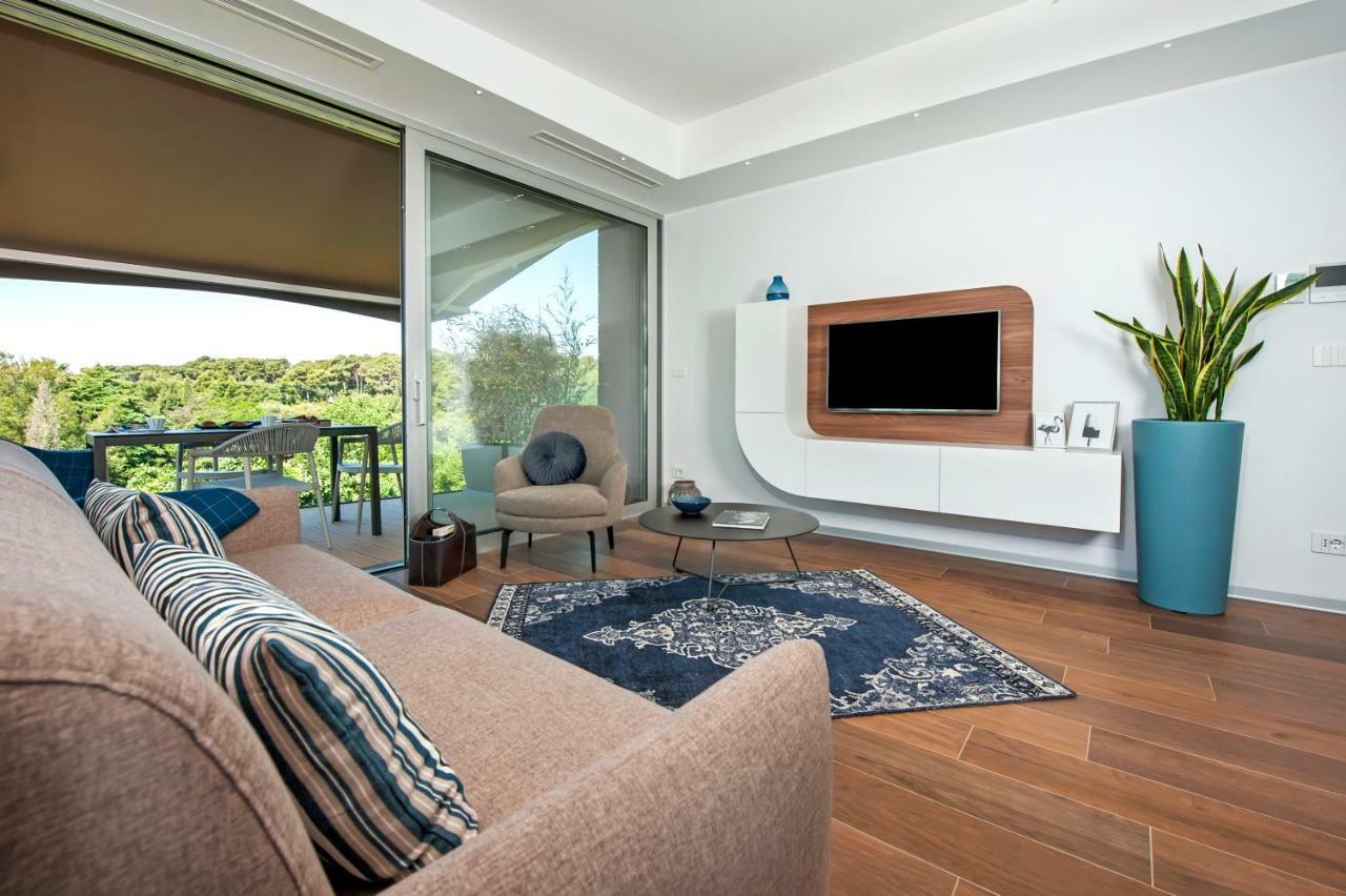 The Q Superior - A Penthouse With Jacuzzi And Sauna Rovinj Buitenkant foto